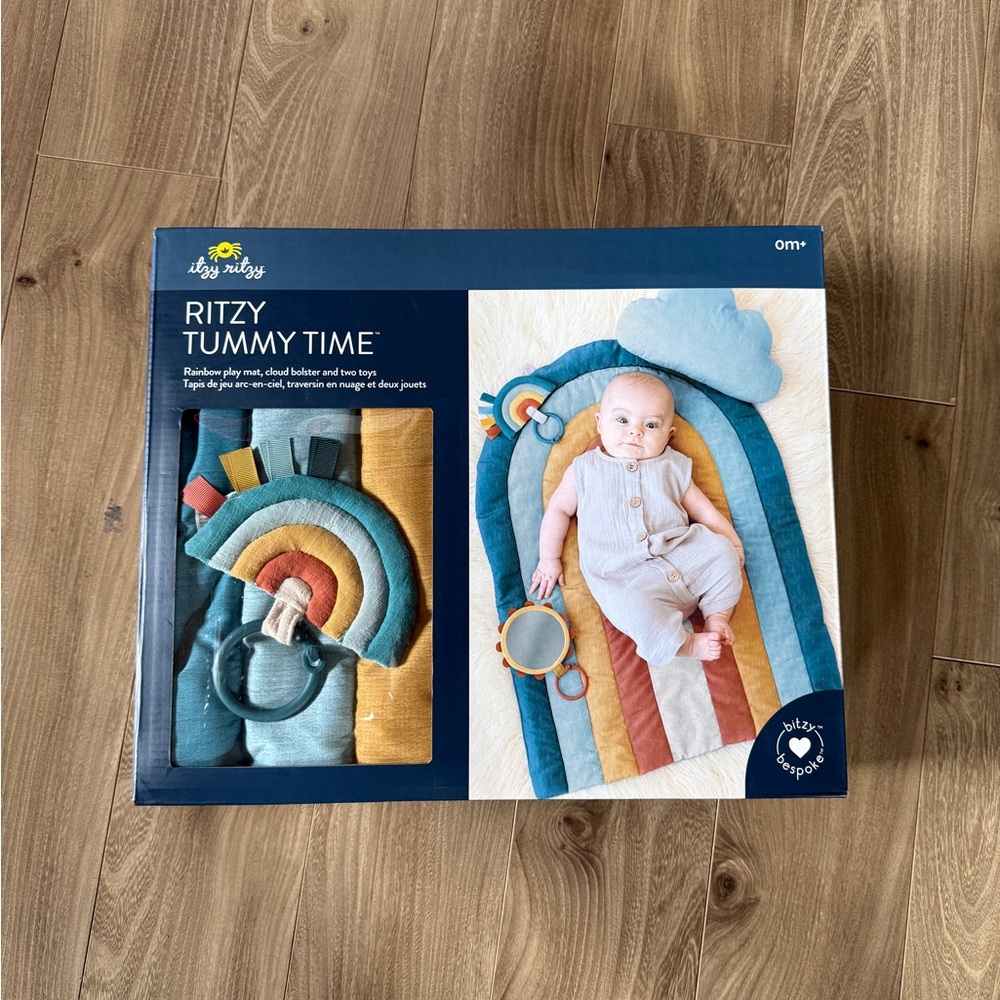 Itzy Ritzy Bitzy Bespoke Ritzy Tummy Time Rainbow Play Mat